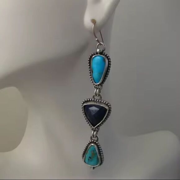Elegant Blue and Turquoise Dangle Earrings - Picture 3 of 3